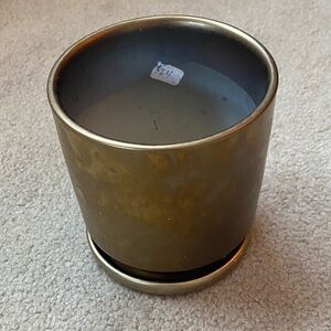 Elegant Gold Planter Pot